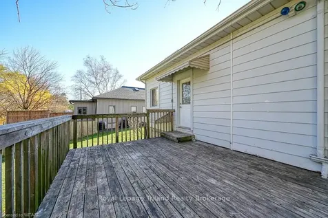 246 Thames Street N Ingersoll ON N5C 3E4