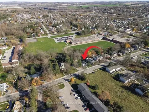246 Thames Street N Ingersoll ON N5C 3E4