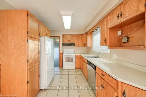 82 Lyndale Crescent Woodstock ON N4S 7S9