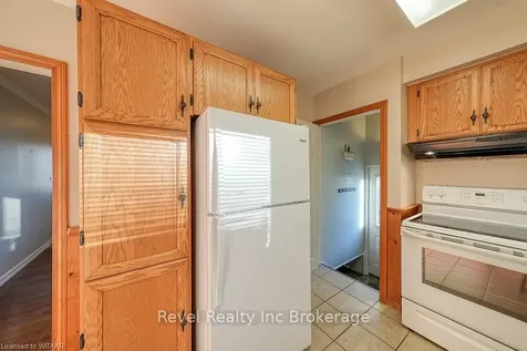 82 Lyndale Crescent Woodstock ON N4S 7S9