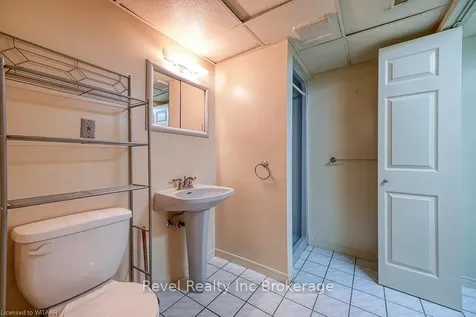 82 Lyndale Crescent Woodstock ON N4S 7S9