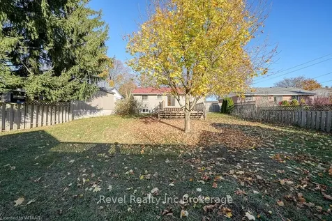 82 Lyndale Crescent Woodstock ON N4S 7S9