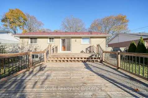 82 Lyndale Crescent Woodstock ON N4S 7S9