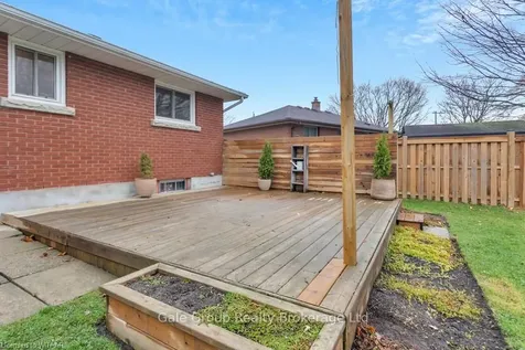 759 Street Albans Crescent Woodstock ON N4S 7E5
