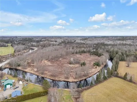 728 Maple Hill Road Powassan ON P0H 1Z0