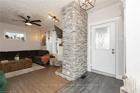 944 Copeland Street North Bay ON P1B 3E4
