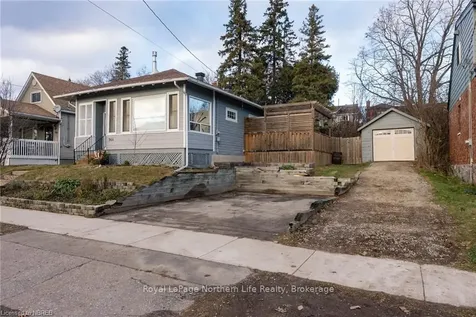 944 Copeland Street North Bay ON P1B 3E4