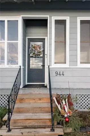 944 Copeland Street North Bay ON P1B 3E4