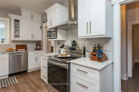 944 Copeland Street North Bay ON P1B 3E4
