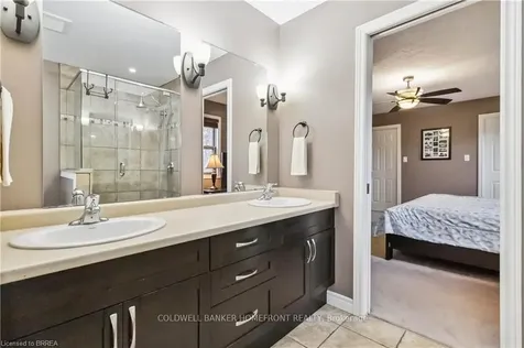 16 Freeman Street Brant ON N3L 4H2