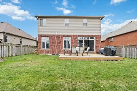 16 Freeman Street Brant ON N3L 4H2