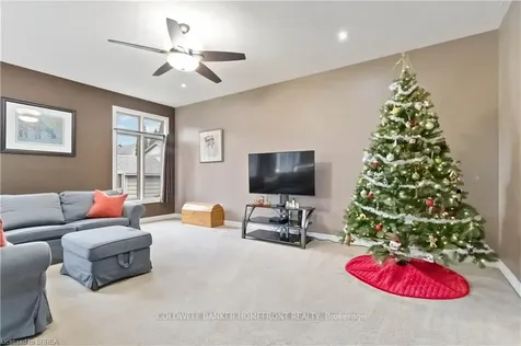 16 Freeman Street Brant ON N3L 4H2