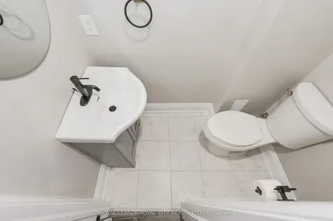 520 Pineview Gardens Shelburne ON L0N 1S2