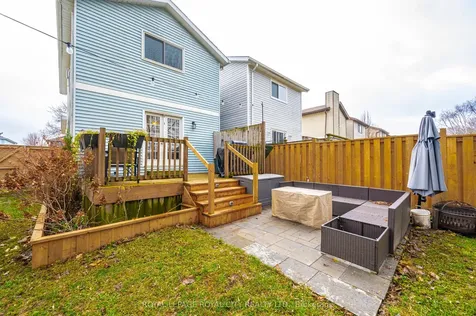 520 Pineview Gardens Shelburne ON L0N 1S2