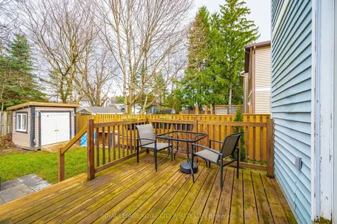 520 Pineview Gardens Shelburne ON L0N 1S2