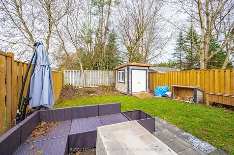 520 Pineview Gardens Shelburne ON L0N 1S2