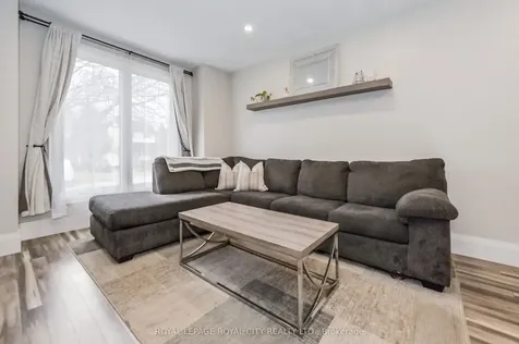 520 Pineview Gardens Shelburne ON L0N 1S2