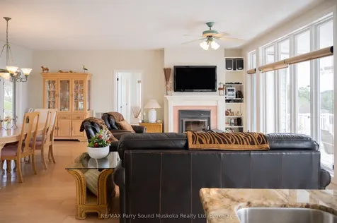 37 Maurys Run Carling ON P0G 1G0