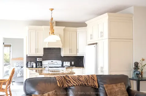 37 Maurys Run Carling ON P0G 1G0