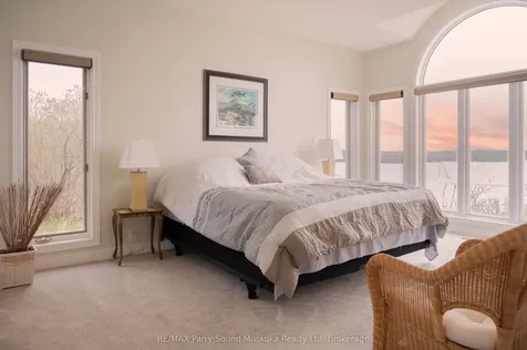 37 Maurys Run Carling ON P0G 1G0