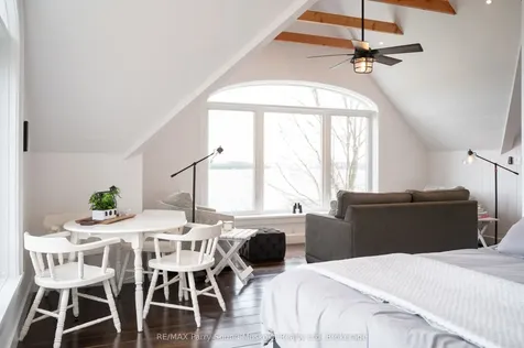 37 Maurys Run Carling ON P0G 1G0