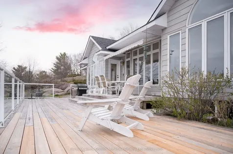 37 Maurys Run Carling ON P0G 1G0