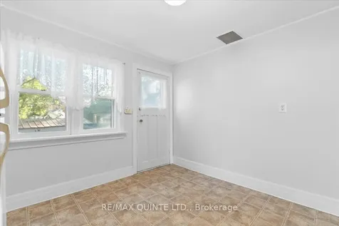 15 Murney Street Belleville ON K8P 3N5