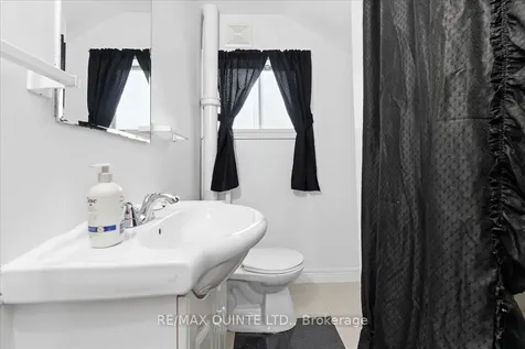 15 Murney Street Belleville ON K8P 3N5