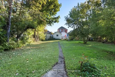 15 Murney Street Belleville ON K8P 3N5