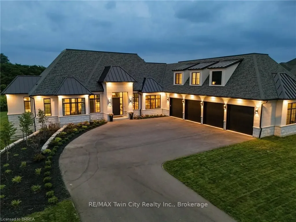 24 Westlake Boulevard Brantford ON N3T 0C9