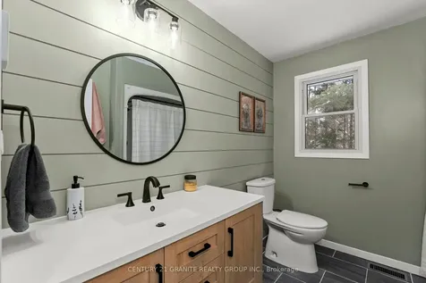 27472 Highway 62 N/a S Bancroft ON K0L 1C0