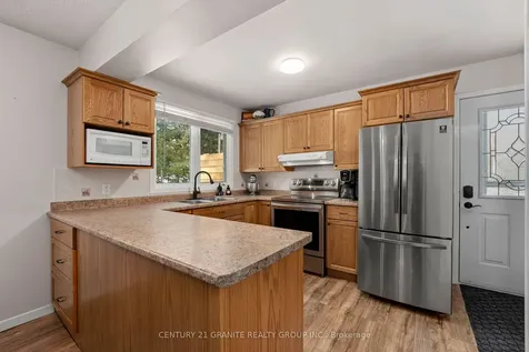 27472 Highway 62 N/a S Bancroft ON K0L 1C0