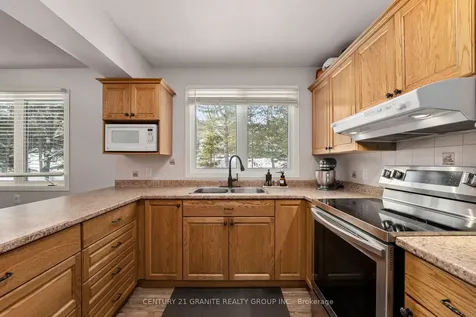 27472 Highway 62 N/a S Bancroft ON K0L 1C0