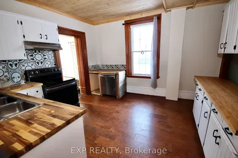 55 Hubbell Street Brockville ON K6V 4K4