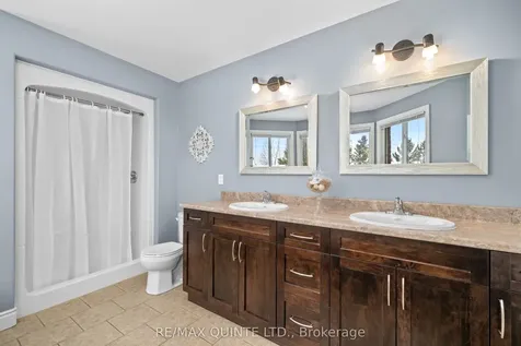 16 Erindale Circle Belleville ON K8N 0L6