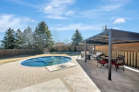 16 Erindale Circle Belleville ON K8N 0L6