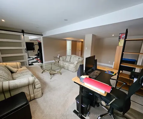 124 Dulmage Crescent Carleton Place ON K7C 0E6