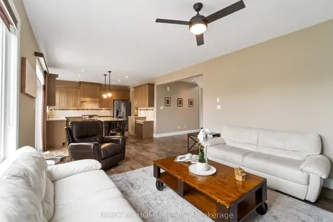 124 Dulmage Crescent Carleton Place ON K7C 0E6