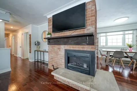 19 Meadow Road Brantford ON N3R 3K9