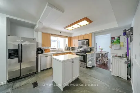 19 Meadow Road Brantford ON N3R 3K9