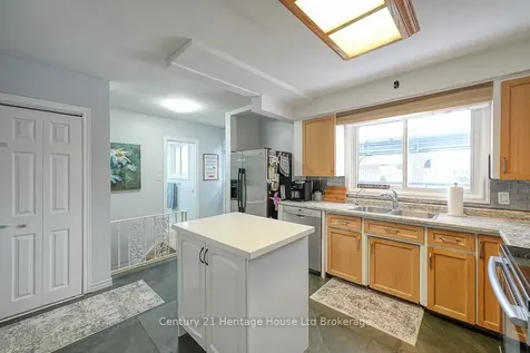 19 Meadow Road Brantford ON N3R 3K9