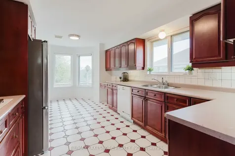 333 Booth Court Cobourg ON K9A 5N5