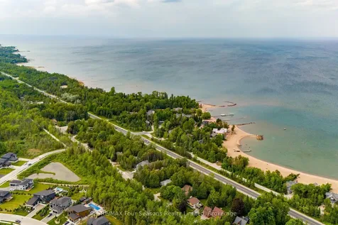 112 Goldie Court Blue Mountains ON L9Y 0V5