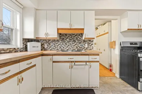 40 College Street E Belleville ON K8P 2E5