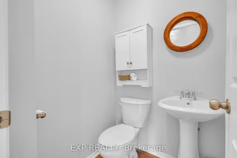 827 Northwood Drive Cobourg ON K9A 4W2