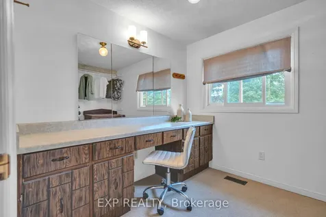 827 Northwood Drive Cobourg ON K9A 4W2