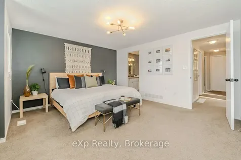 67 Gees Way Cambridge ON N3C 4M9