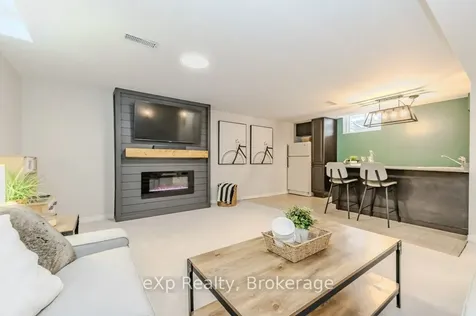 67 Gees Way Cambridge ON N3C 4M9