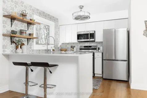 55 Westvale Drive Bracebridge ON P1L 1B3