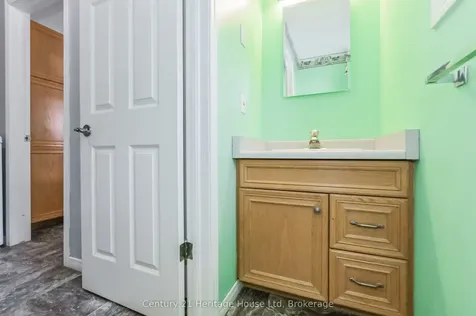 6803 Sixth Line Centre Wellington ON N0B 1J0